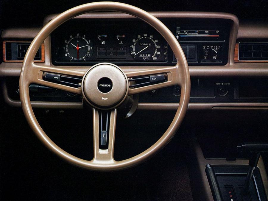  Mazda 929 L 1978 года  (фото 4 из 8)